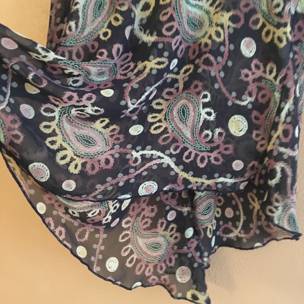 Flowy Spaghetti Strap Top - Picture 3 of 5